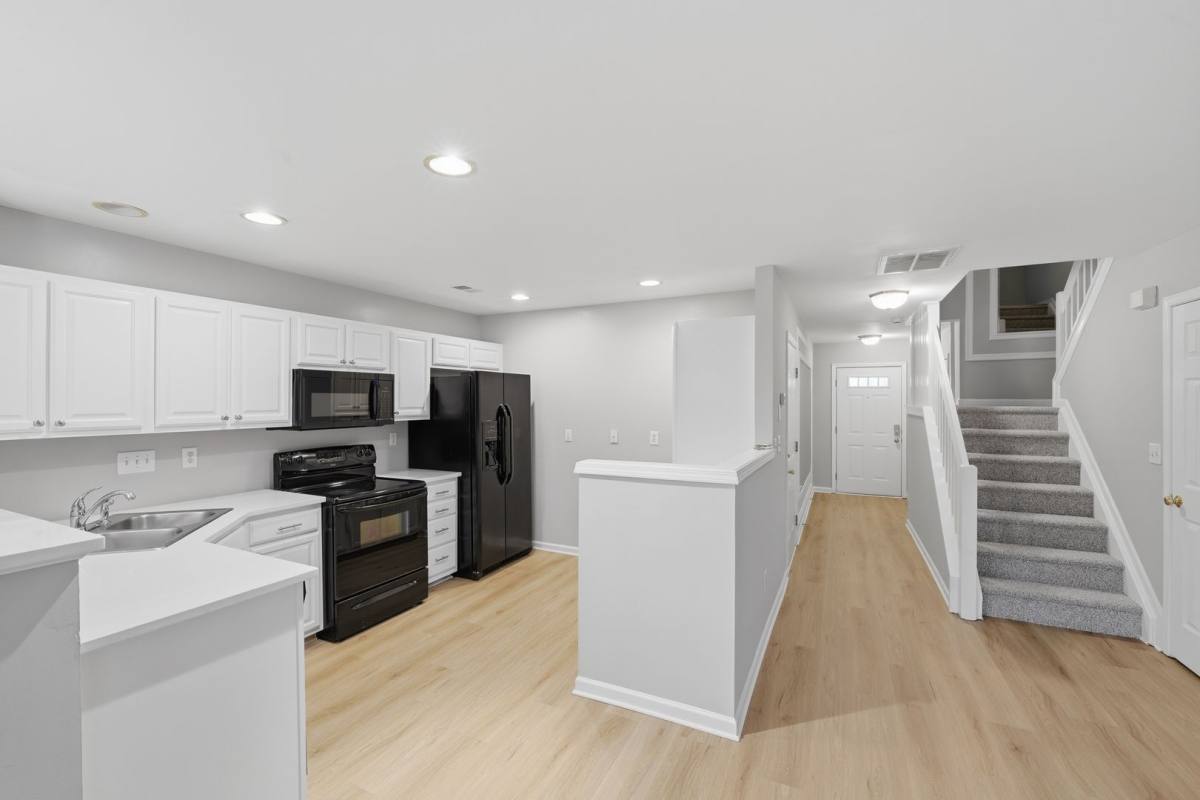 Townhouse for rent at 8144 Christmas Court, Charlotte, NC 28216
