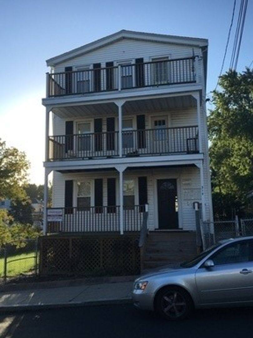 Apartment for rent at 314 Kittredge St, Roslindale, MA 02131