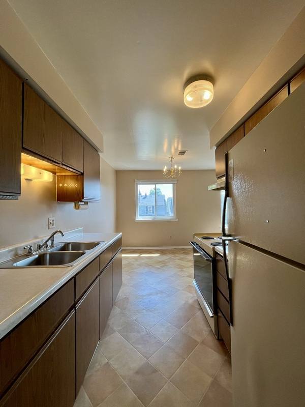 Apartment for rent at 939 James St #12, Wyandotte, MI 48192