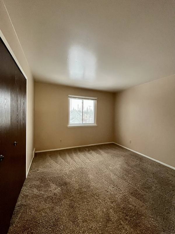 Apartment for rent at 939 James St #12, Wyandotte, MI 48192
