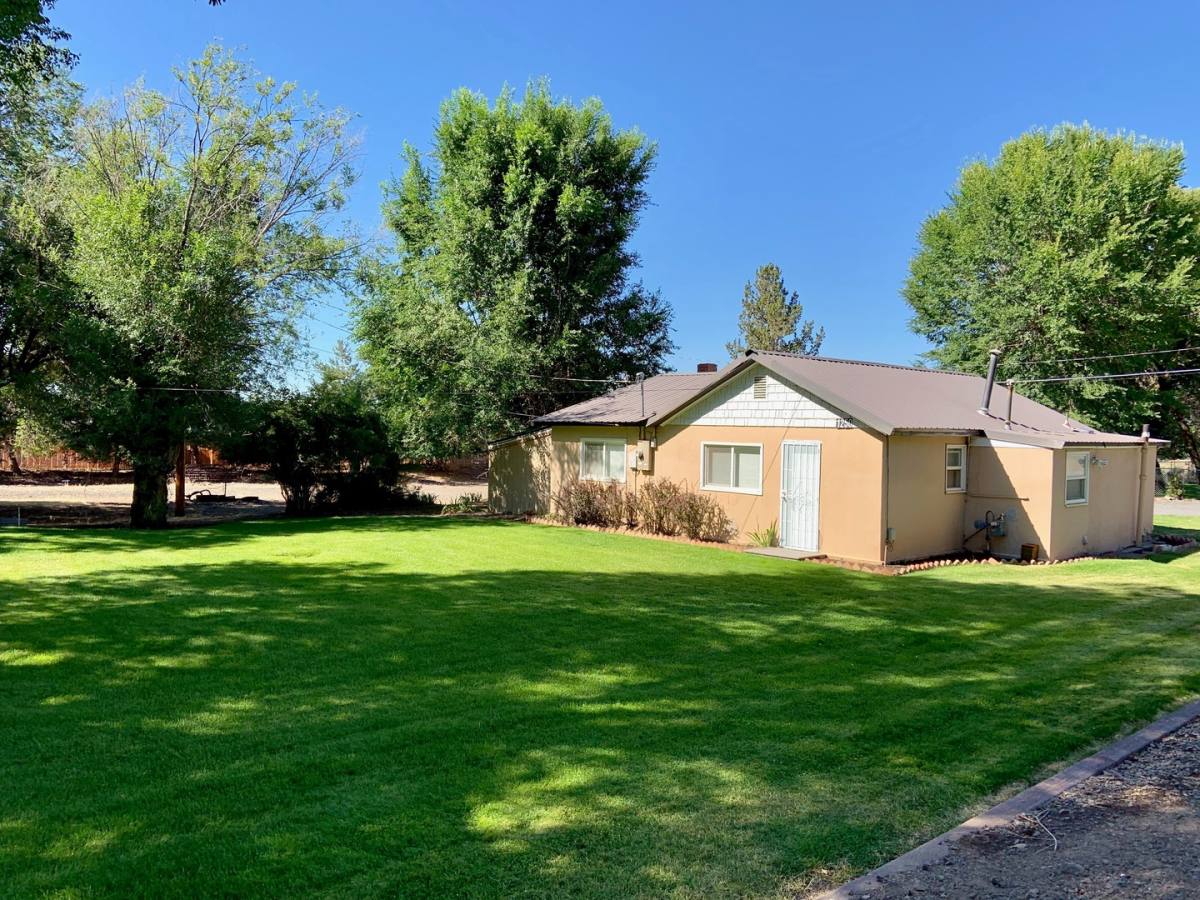 House for rent at 1250 Madison, Klamath Falls, OR 97603