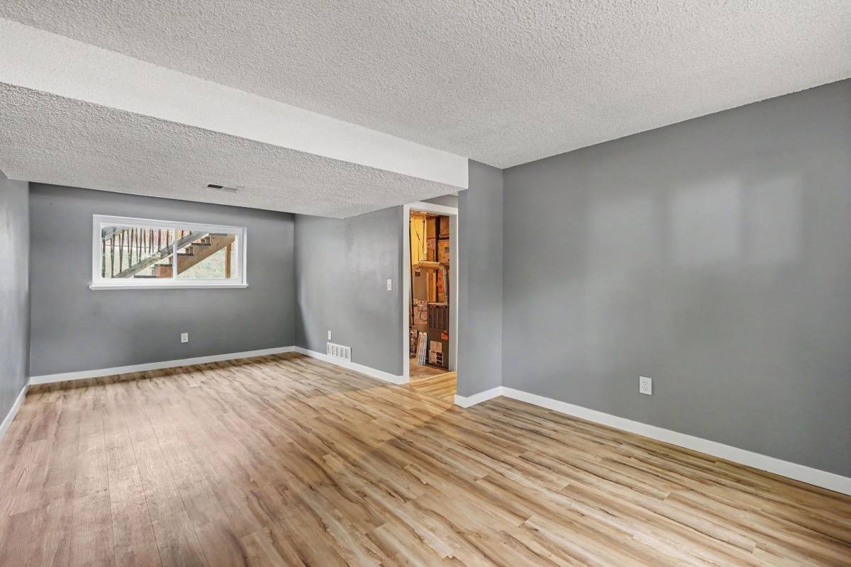 House for rent at 18967 W 61st Ave, Golden, CO 80403