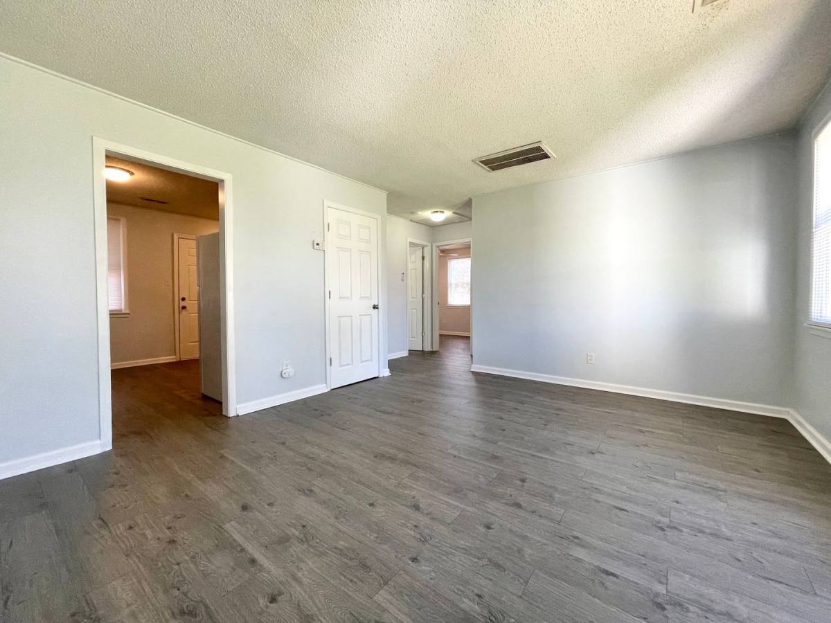 House for rent at 516 Elm St, Jacksonville, NC 28540