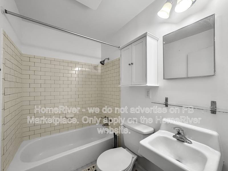 Townhouse for rent at 338 Crafton St #3, Winston Salem, NC 27103