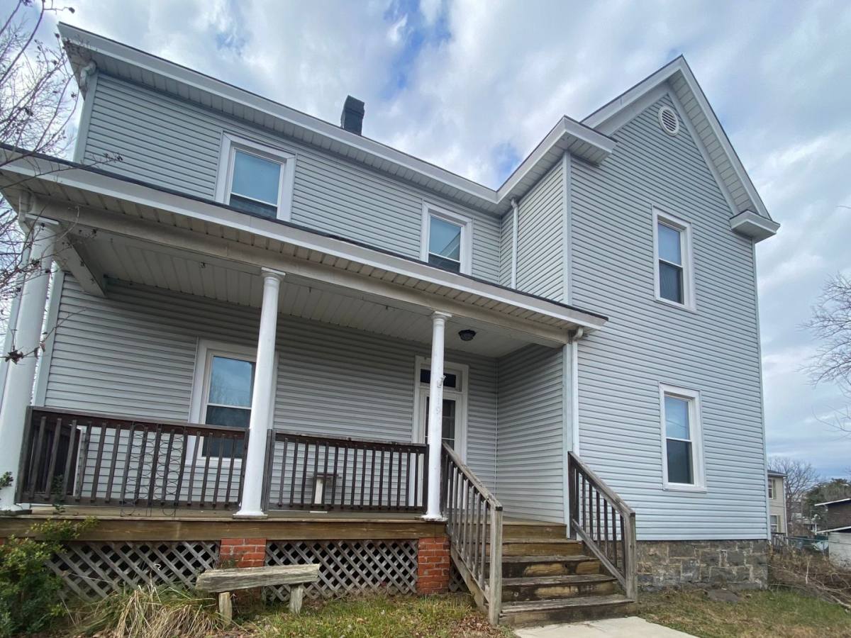 House for rent at 119 18th St SE, Roanoke, VA 24013