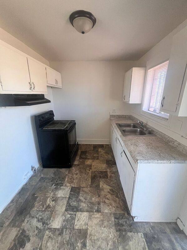 Apartment for rent at 532 Camrose Dr, Charlotte, NC 28215
