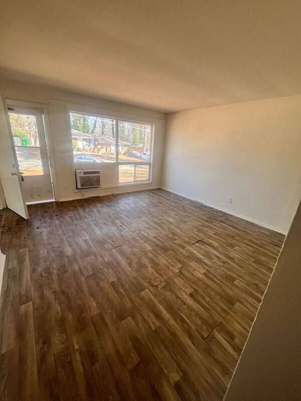 Apartment for rent at 532 Camrose Dr, Charlotte, NC 28215