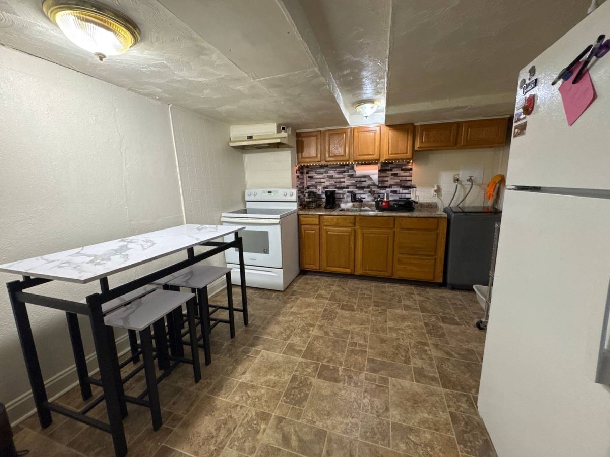 Apartment for rent at 51 S Franklin St, Allentown, PA 18102