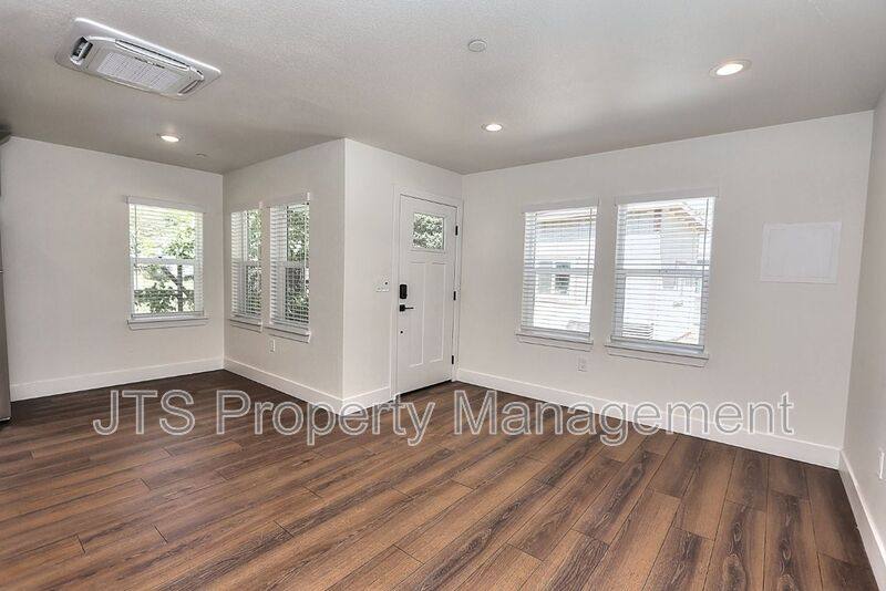 Apartment for rent at 4712 65th St, Sacramento, CA 95820