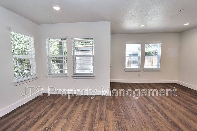 Apartment for rent at 4712 65th St, Sacramento, CA 95820