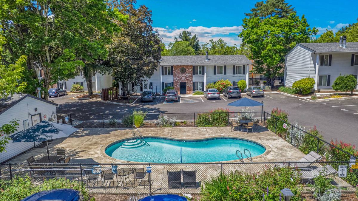 Apartment for rent at 1700 Blankenship Rd, West Linn, OR 97068