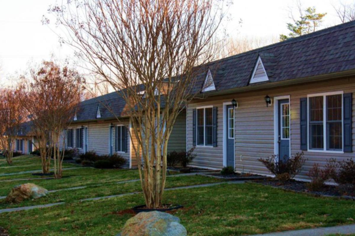 Apartment for rent at 1232, 1244, 1254 Centerville Rd, Bedford, VA 24523