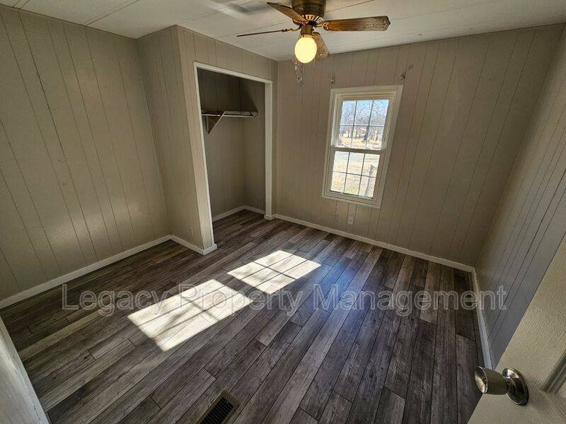 House for rent at 1348C Stonewall Springs Rd, Burlington, NC 27217