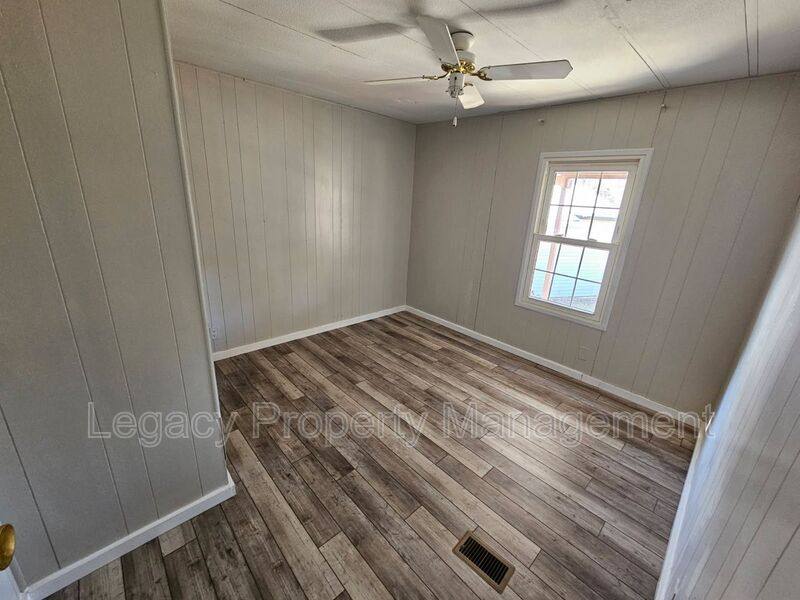 House for rent at 1348C Stonewall Springs Rd, Burlington, NC 27217