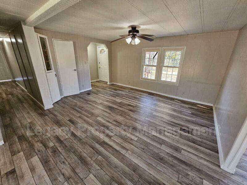 House for rent at 1348C Stonewall Springs Rd, Burlington, NC 27217