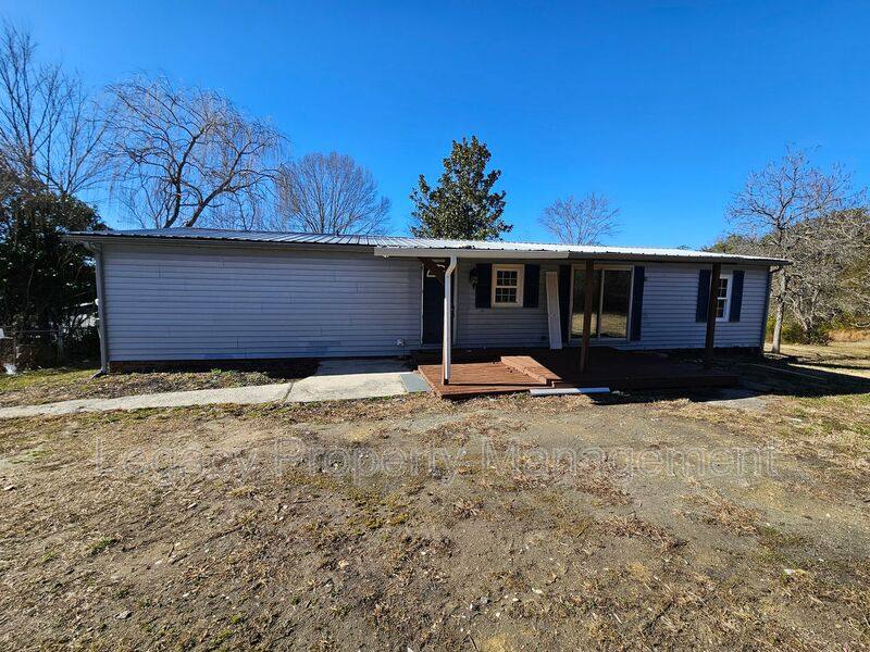 House for rent at 1348C Stonewall Springs Rd, Burlington, NC 27217