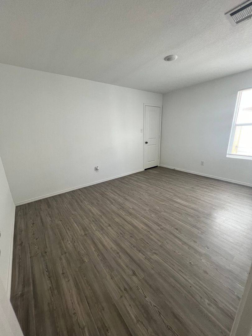 House for rent at 2822 Millikan Dr, San Antonio, TX 78223