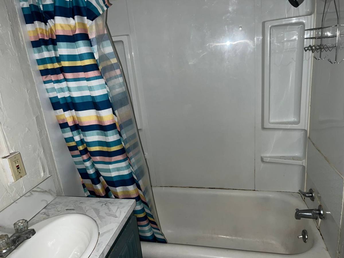 Apartment for rent at 167 Chittenden St, Akron, OH 44306