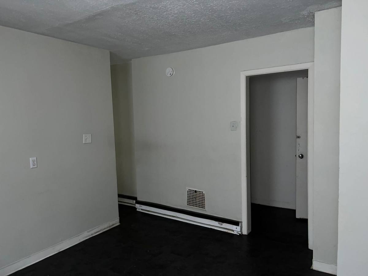 Apartment for rent at 167 Chittenden St, Akron, OH 44306