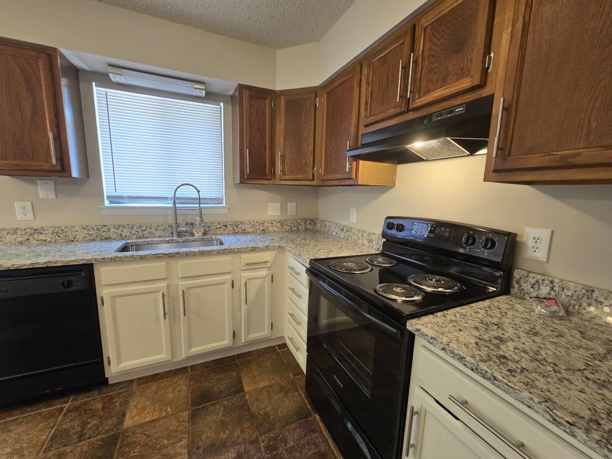 Townhouse for rent at 5837 Shady Grove Circle, Raleigh, NC 27609