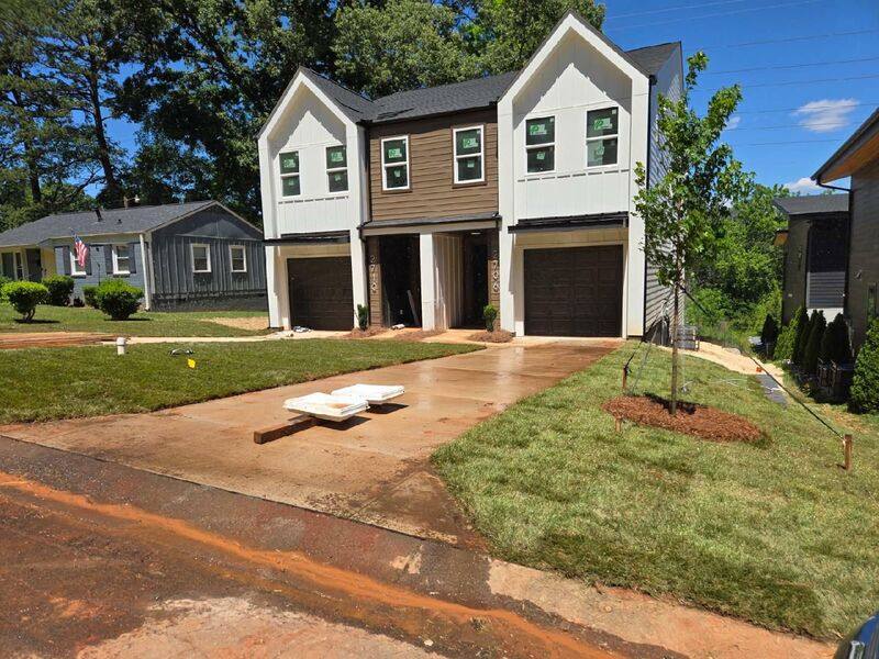 House for rent at 2706 Coronet Way, Charlotte, NC 28208