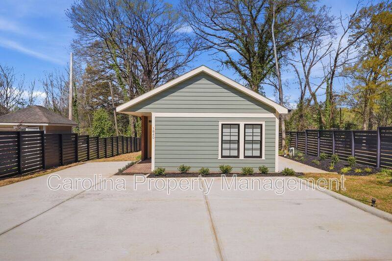 House for rent at 1840 Merriman Ave, Charlotte, NC 28203