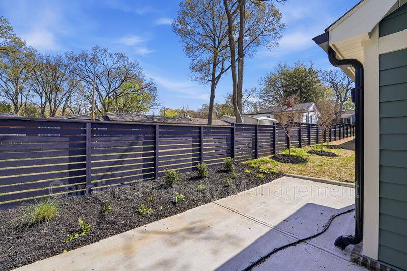 House for rent at 1840 Merriman Ave, Charlotte, NC 28203