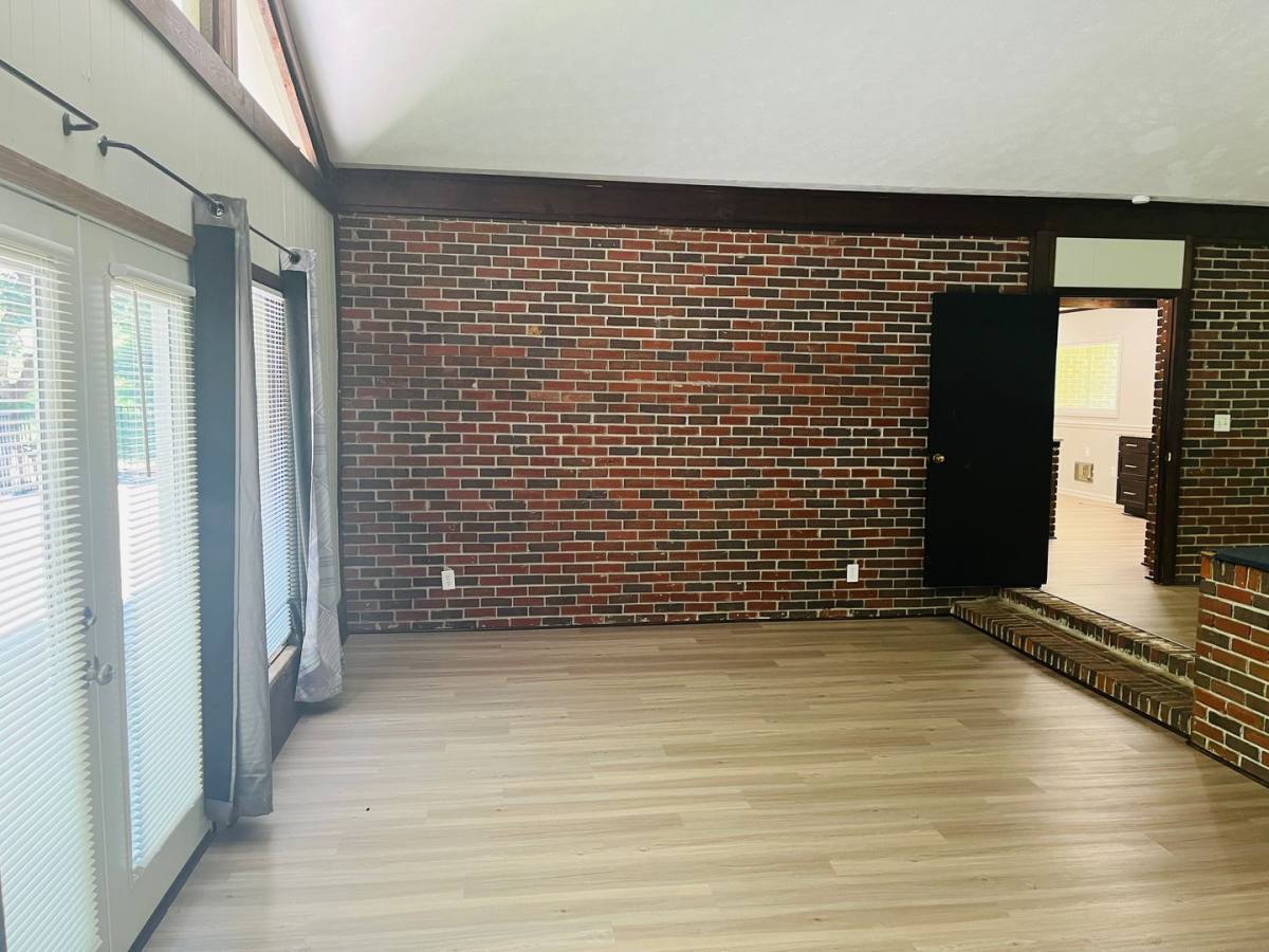 House for rent at 163 Old Norton Rd, Fayetteville, GA 30215