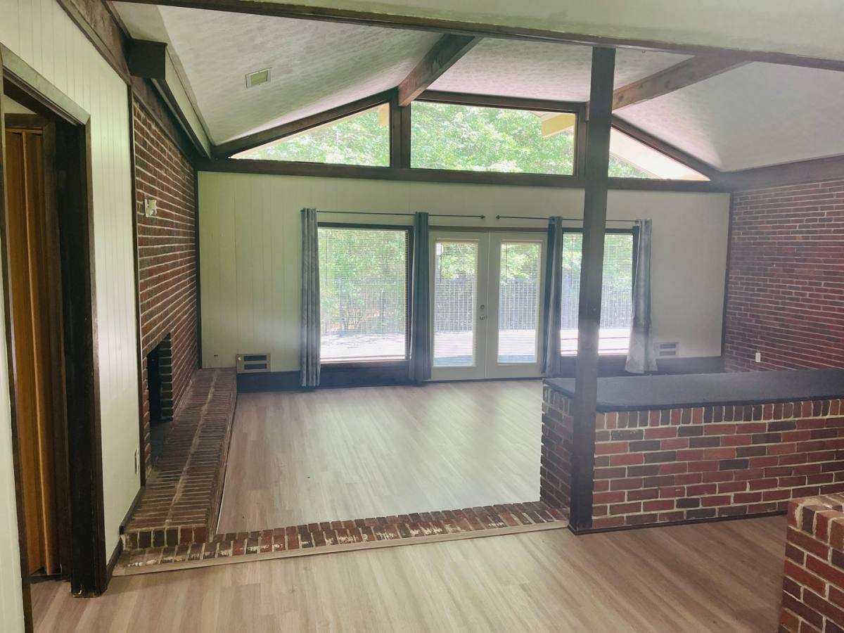 House for rent at 163 Old Norton Rd, Fayetteville, GA 30215