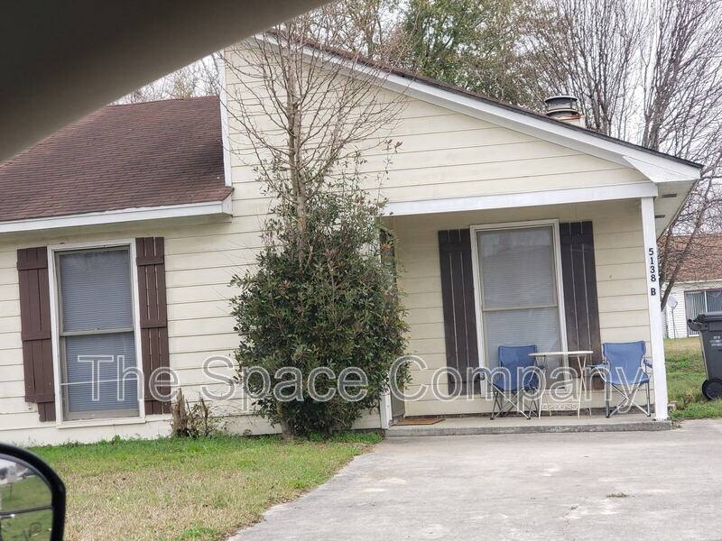 Townhouse for rent at 5138 Scarsdale Dr, North Charleston, SC 29418