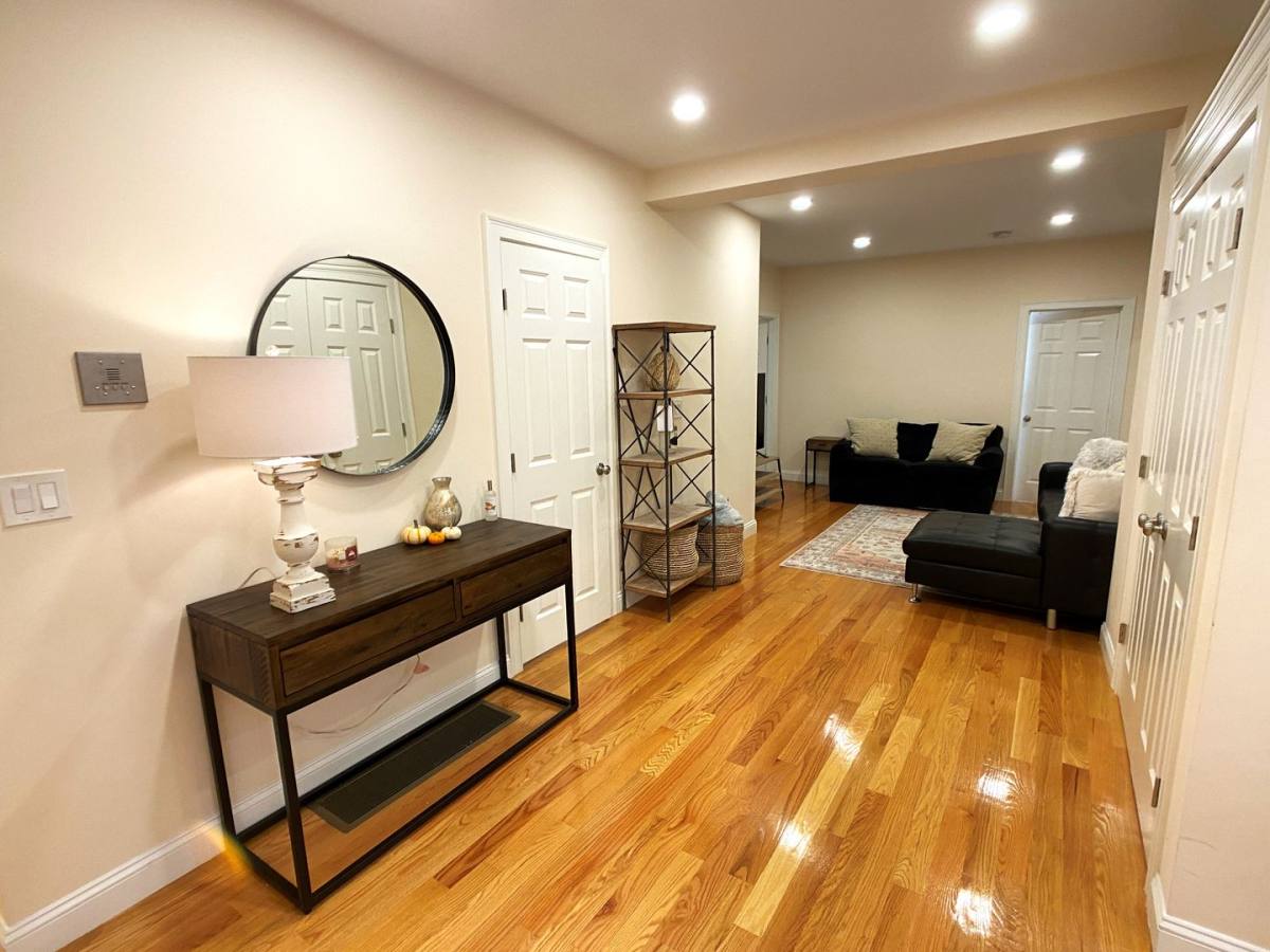 Apartment for rent at 66 Temple St #1, Somerville, MA 02145