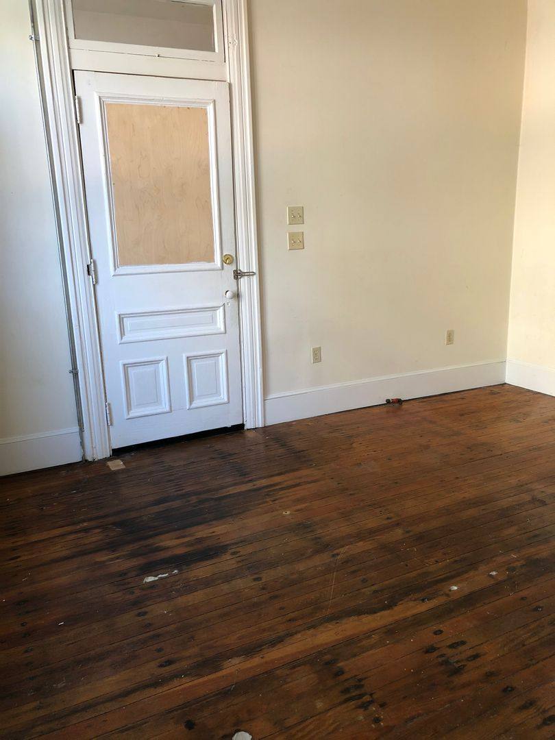 Apartment for rent at 404 Locust St, Columbia, PA 17512