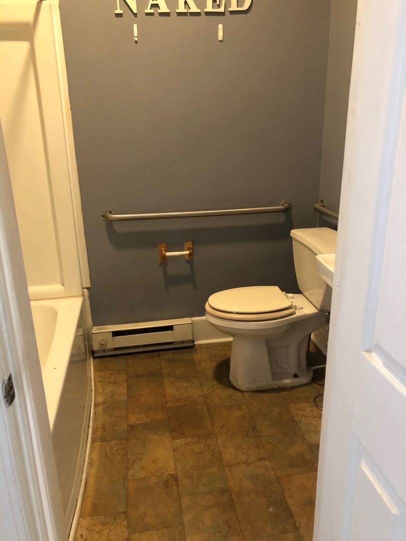 Apartment for rent at 404 Locust St, Columbia, PA 17512