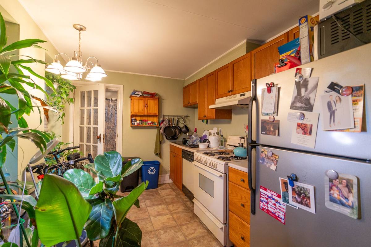 Apartment for rent at 318 Manton St, Philadelphia, PA 19147