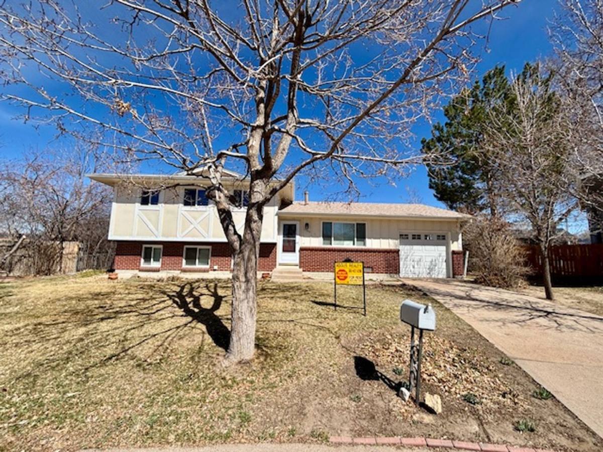 House for rent at 11277 E Custer Place, Aurora, CO 80012