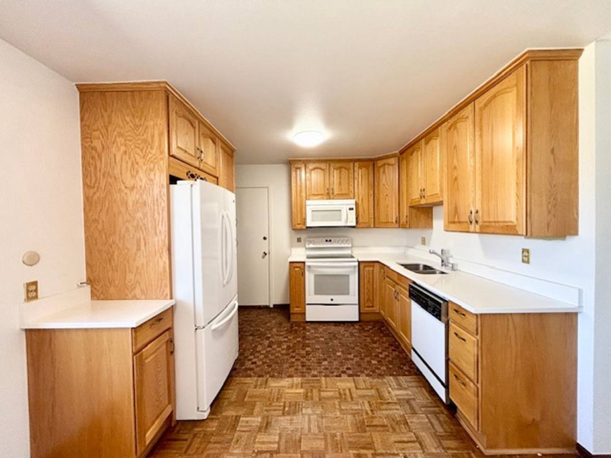House for rent at 11277 E Custer Place, Aurora, CO 80012
