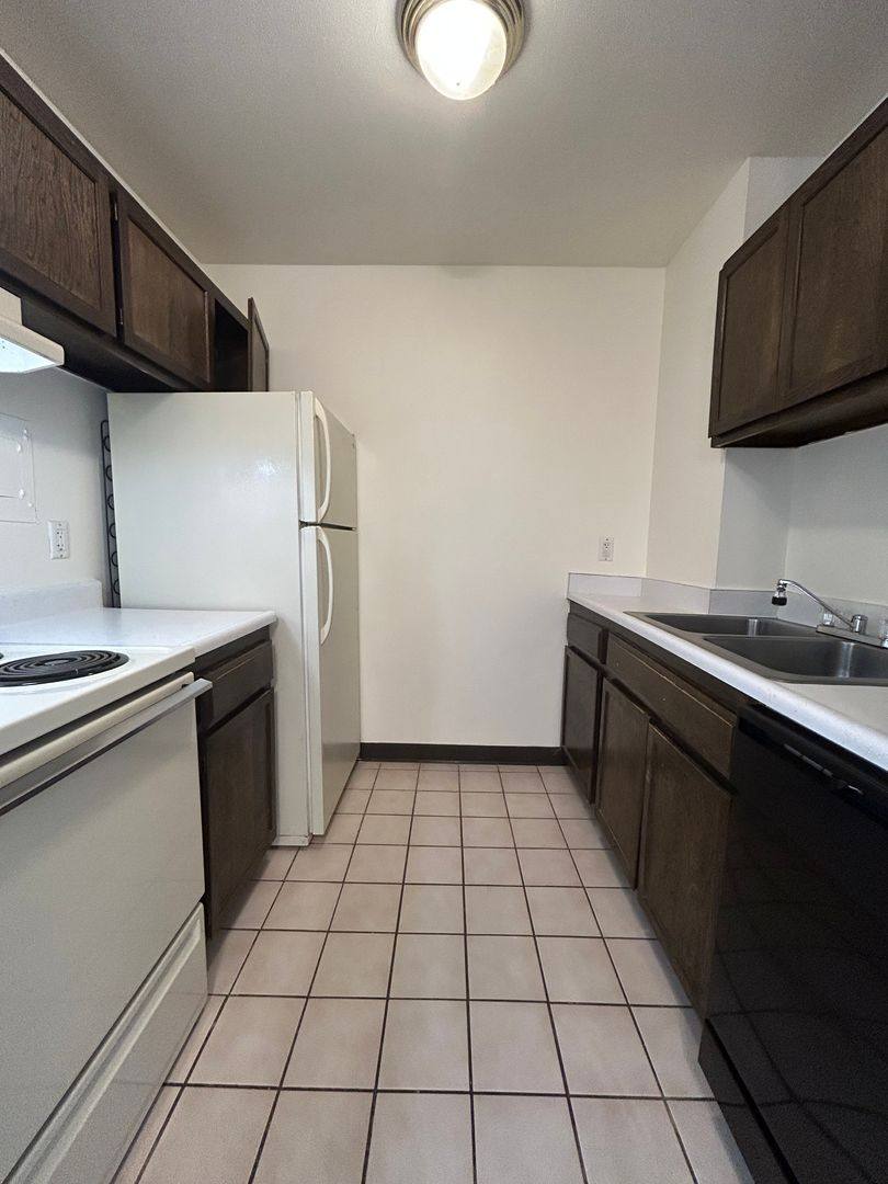 Apartment for rent at 2233 Wyoming Ave, Sun Prairie, WI 53590