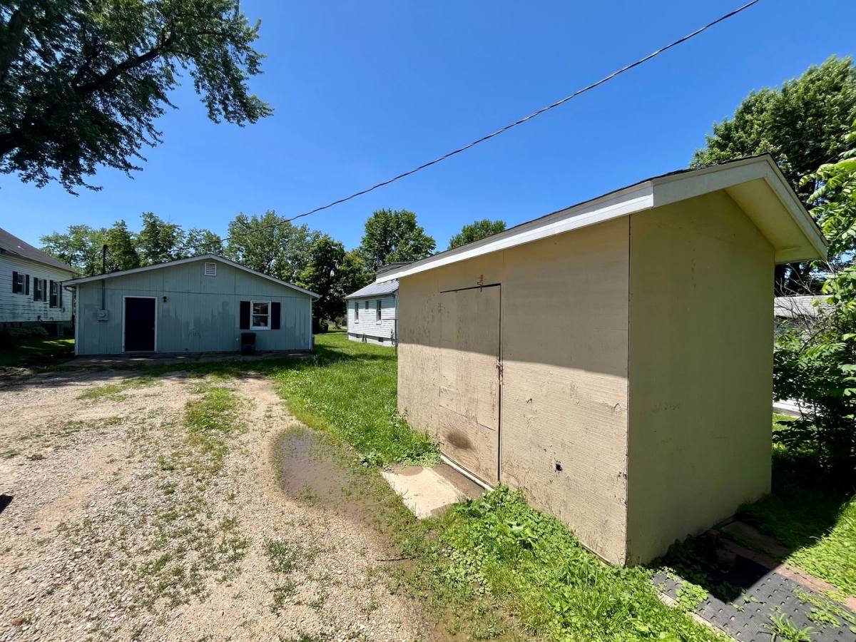 House for rent at 904 Springfield Rd, Owensville, MO 65066