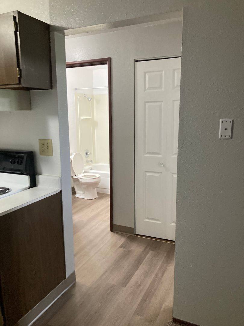 Apartment for rent at 406 17th St NW, Mandan, ND 58554