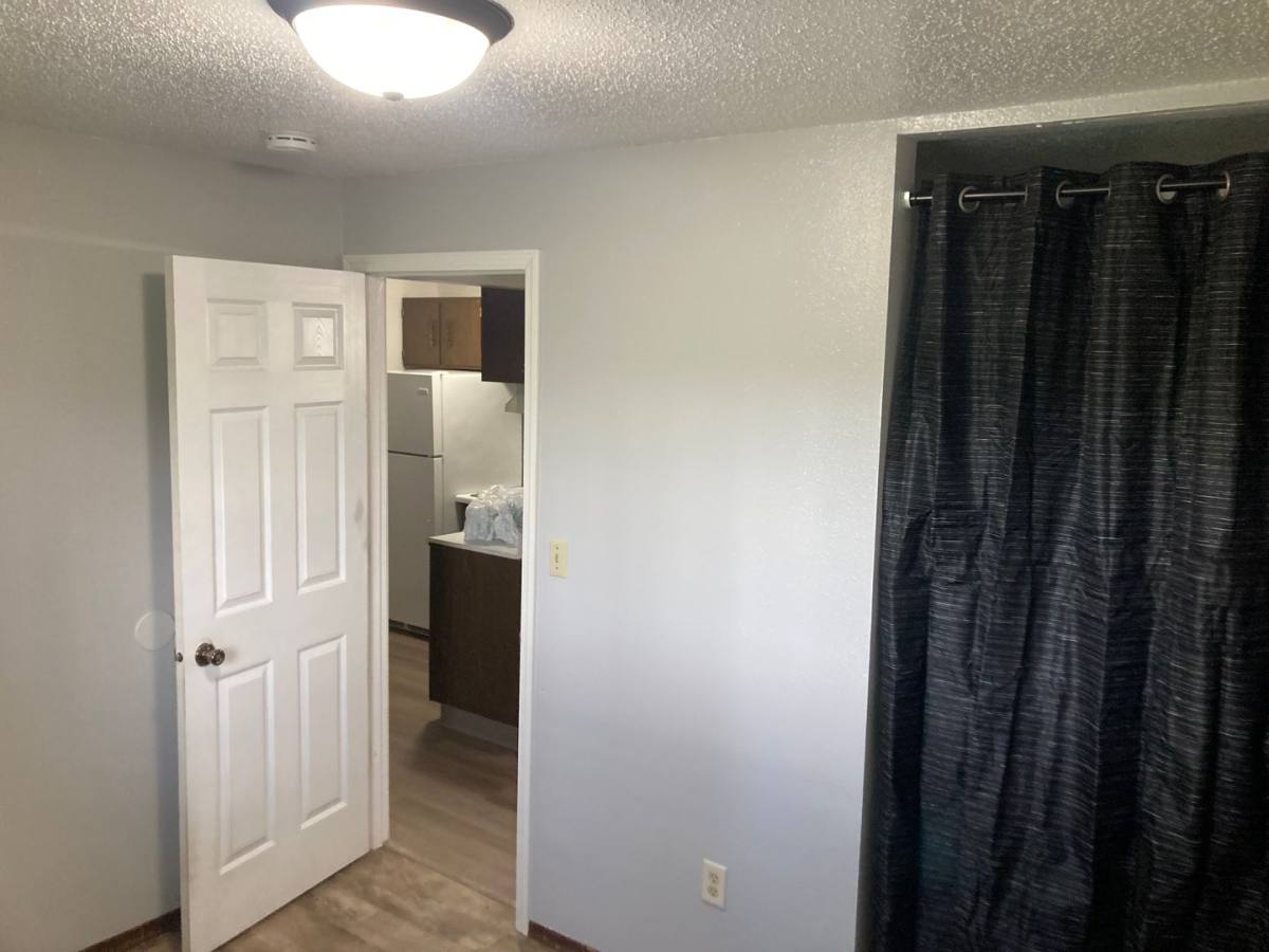 Apartment for rent at 406 17th St NW, Mandan, ND 58554