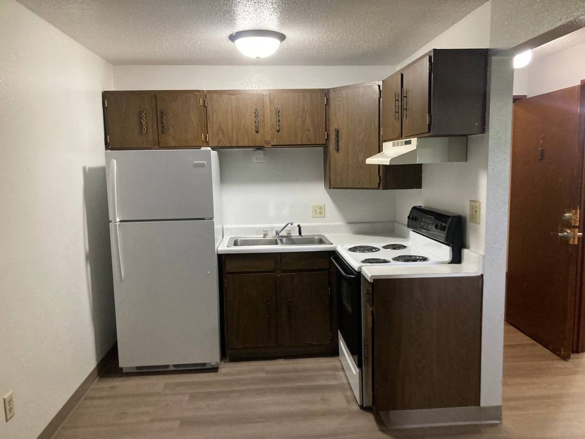 Apartment for rent at 406 17th St NW, Mandan, ND 58554