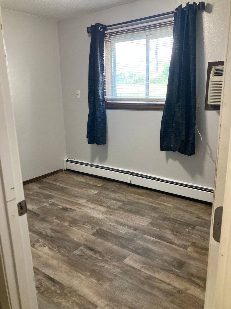 Apartment for rent at 406 17th St NW, Mandan, ND 58554