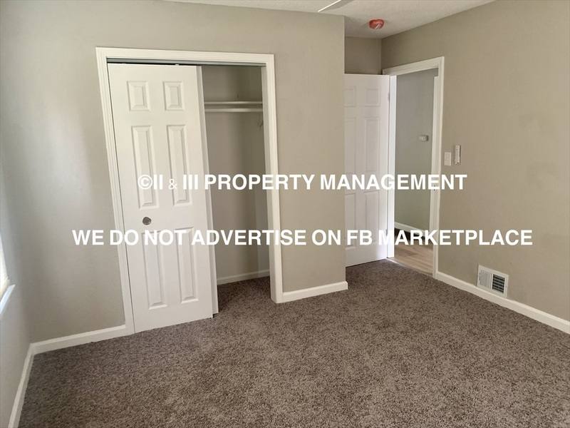 House for rent at 3013 S Mason Ave, Independence, MO 64052
