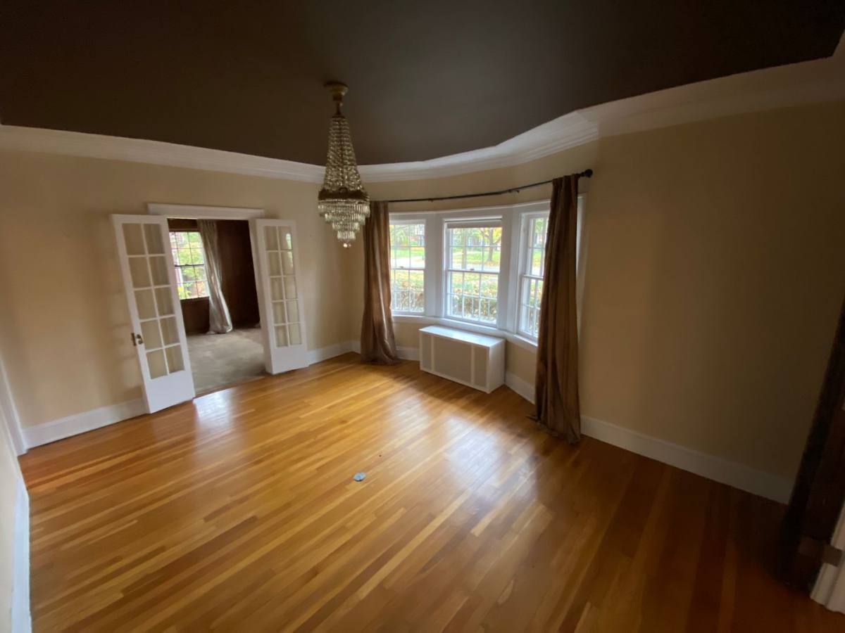 House for rent at 2975 Claremont Rd, Beachwood, OH 44122