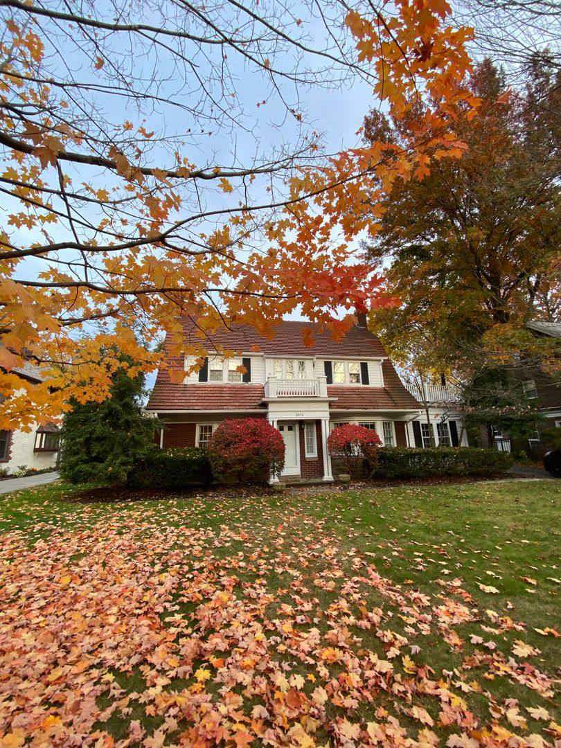 House for rent at 2975 Claremont Rd, Beachwood, OH 44122