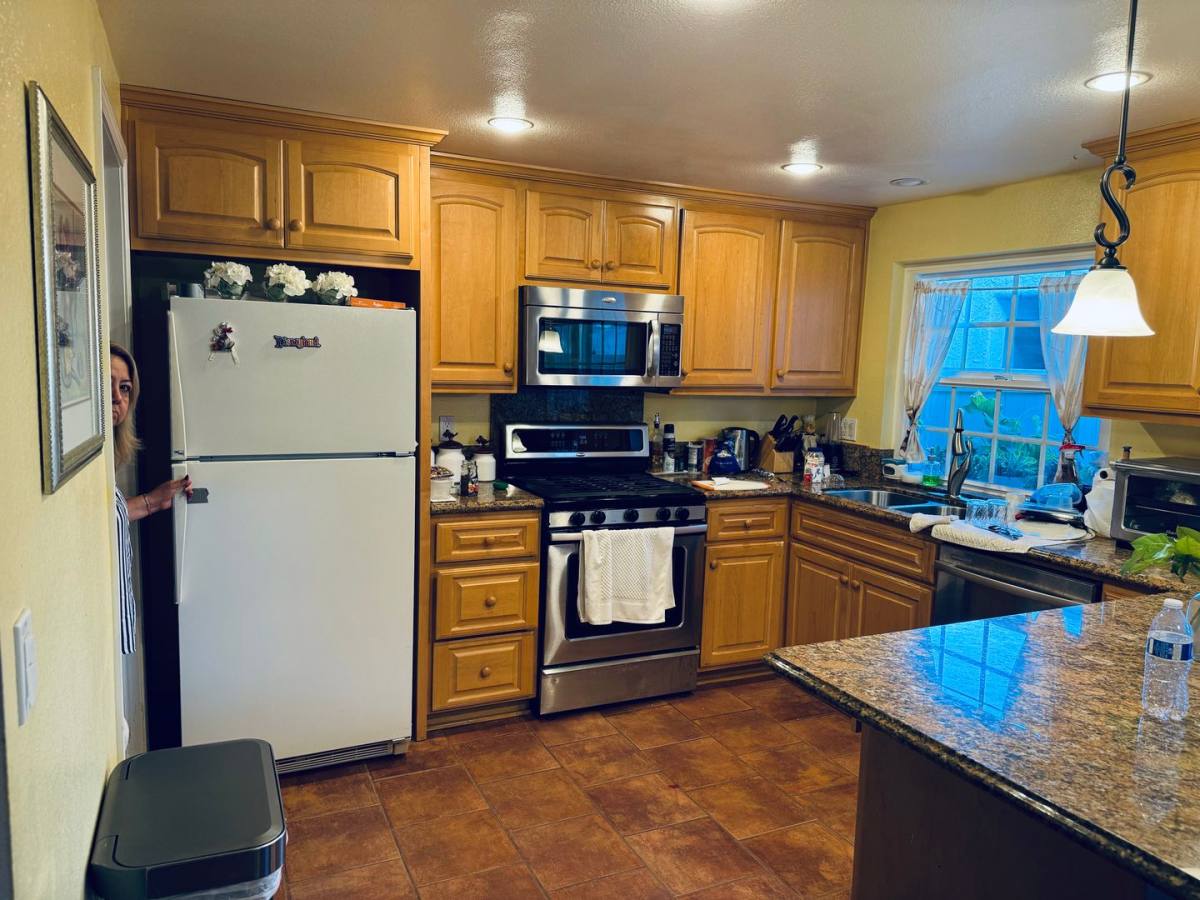 Townhouse for rent at 320 Green Moor Place, Westlake Village, CA 91361