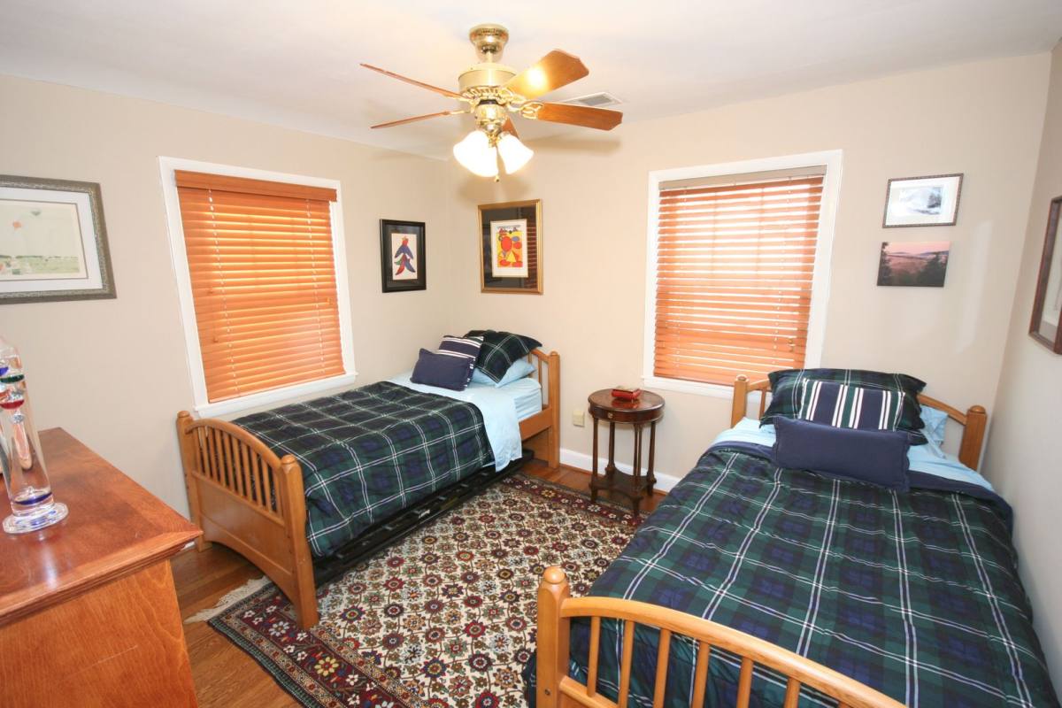 House for rent at 2626 N Quantico St, Arlington, VA 22207