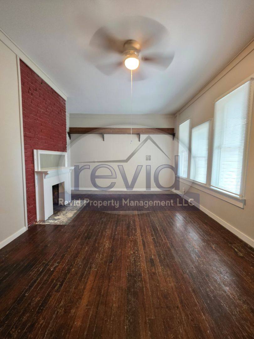 Apartment for rent at 85 Evergreen, Memphis, TN 38104