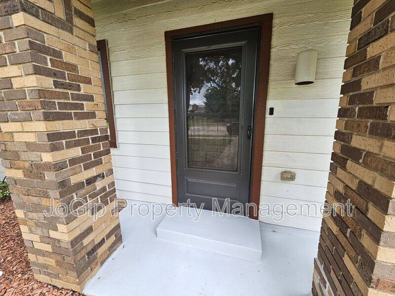 House for rent at 602 Prairie Dell St, Lewisville, TX 75067