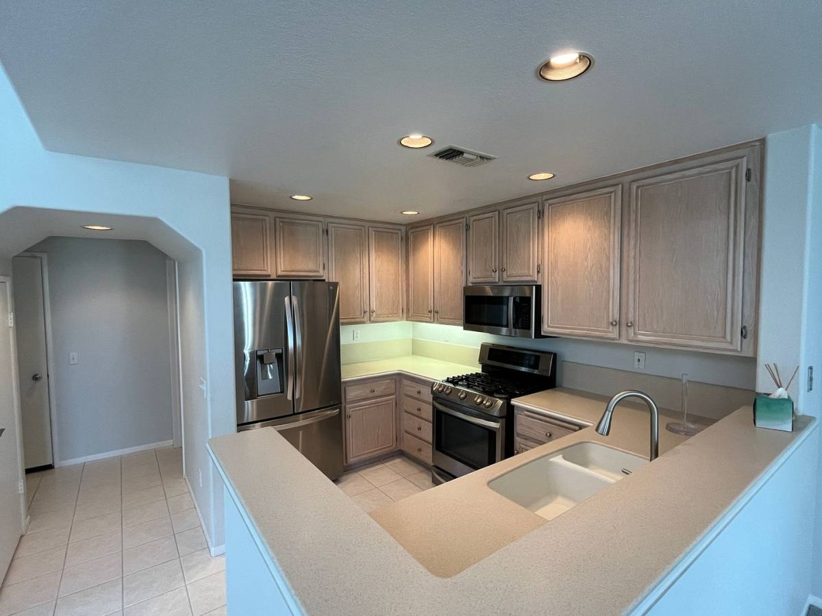 Townhouse for rent at 1215 Natoma Way, Oceanside, CA 92057